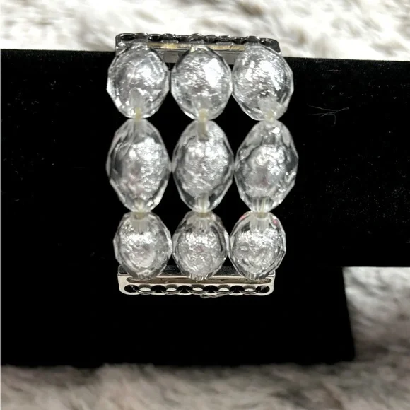 Stretchy Bracelet With Crystal Beads & Chains 7.25" Diam. Before Stretched New - Picture 1 of 6